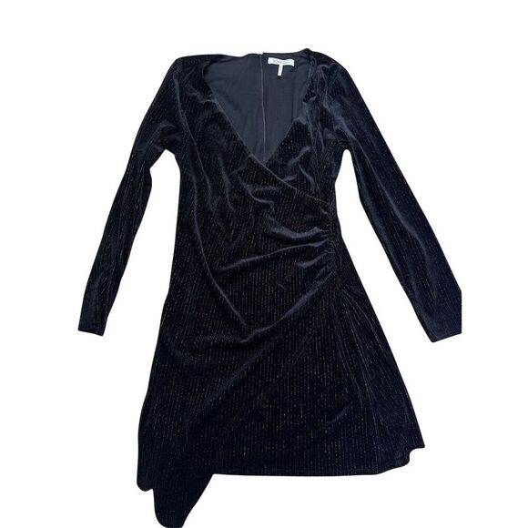 EUC BCBGeneration Women's Black Velvet V-Neck Long-Sleeve Mini Dress 10 - Picture 3 of 6